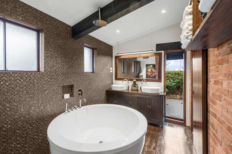 36 Creek Road Allenton_19