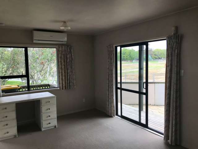 2/114 Sycamore Drive Sunnynook_4