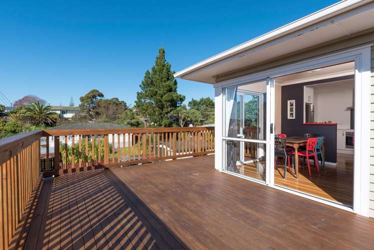 15 Kelwyn Road Kelston_18