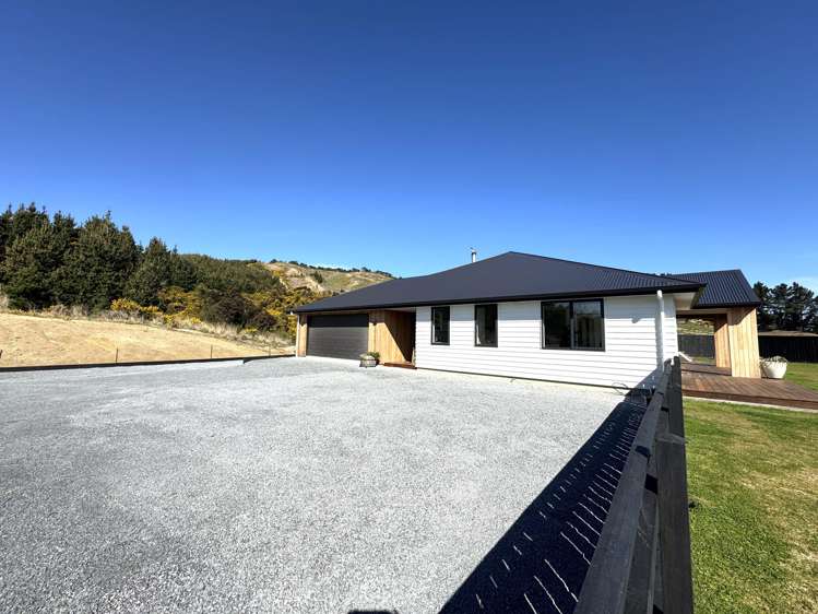 6 Salcombe Street Kaitangata_23