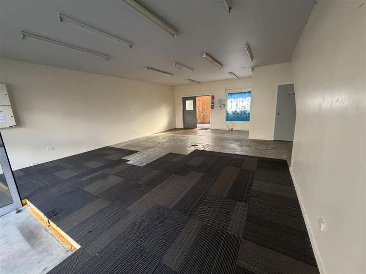 409 & 411 Worcester Street Linwood_3