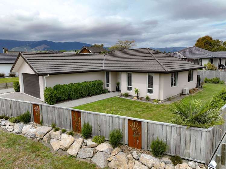 39 Exeter Street Stoke_16