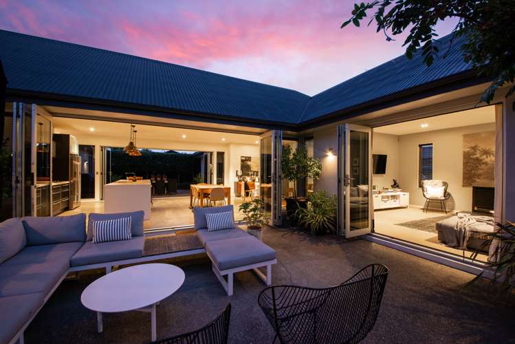 5 Nottinghill Drive Springlands_19