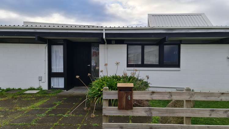 4 Constance Street Waiwhakaiho_2