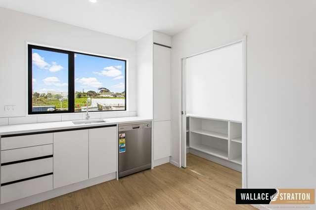 3-Bed/1-2 Falcon Crescent Hobsonville_3