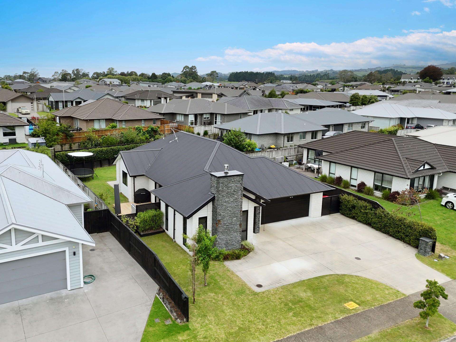 23 Puhirake Crescent Pyes Pa_0