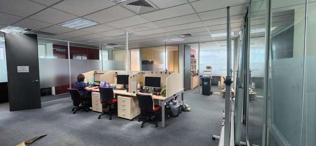 4/33 Apollo Drive Albany_3