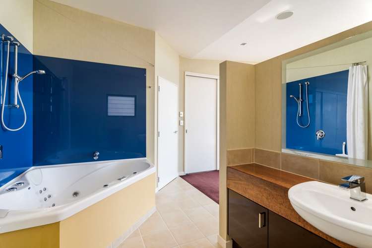 105 Hart Road Richmond_8