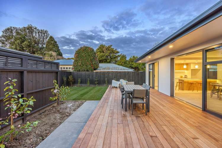 1 & 2/14 Grange Street Hillsborough_12