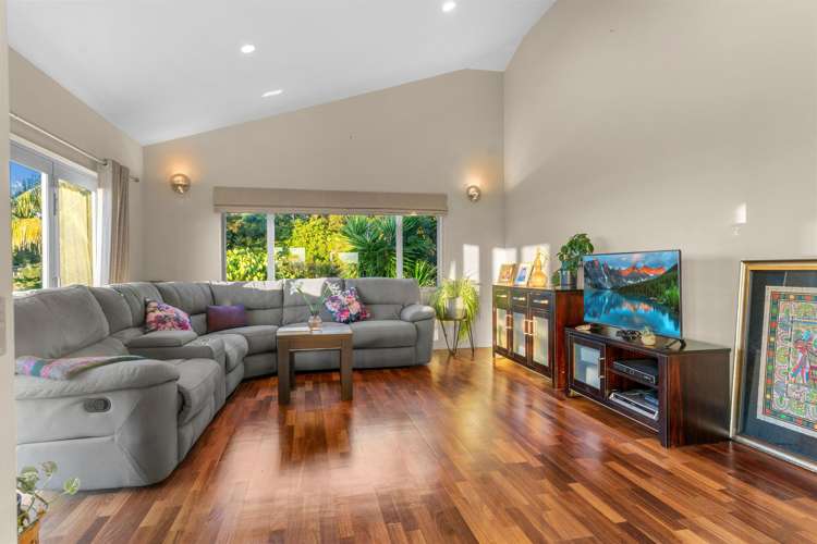 16 Louisa Lane Te Kamo_12