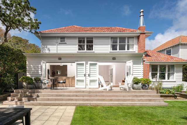 PRIVATE, SPACIOUS, PICTURESQUE - PERFECT!