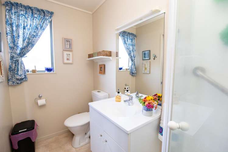 53 River Road Ngatea_14