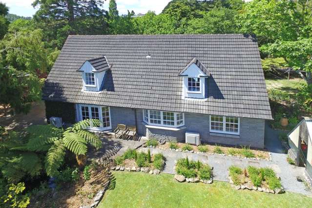 1266 Fergusson Drive Brown Owl_1