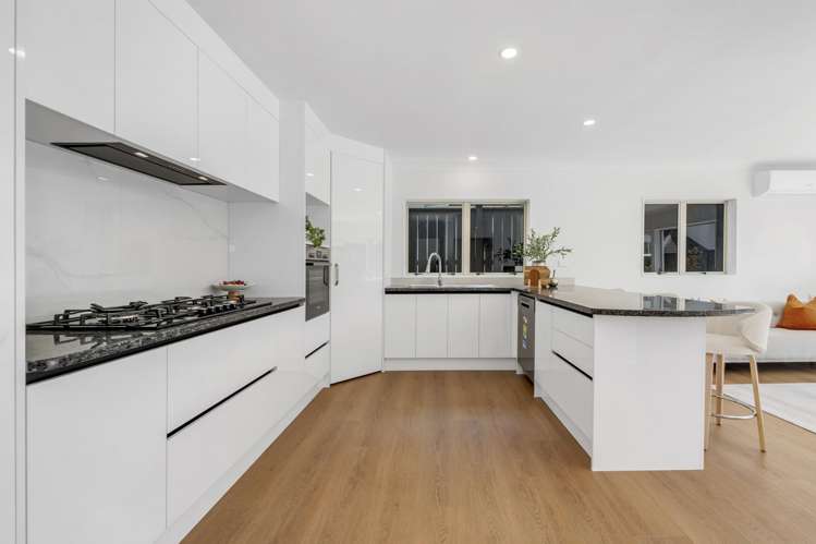 22 Walter Haddrell Crescent East Tamaki_11