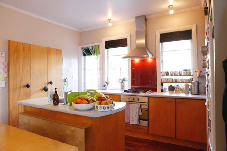 18 Derwent Crescent Titirangi_7