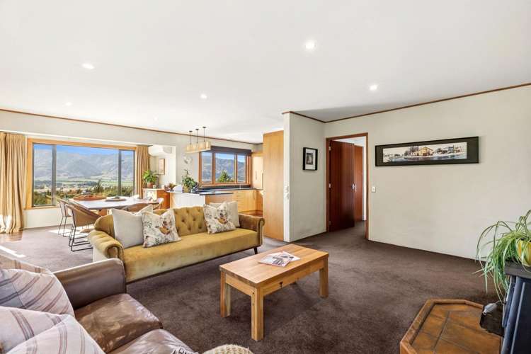 1091 Lake Hawea - Albert Town Road Lake Hawea_10