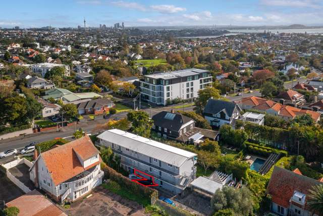 9/5 Orakei Road Remuera_1