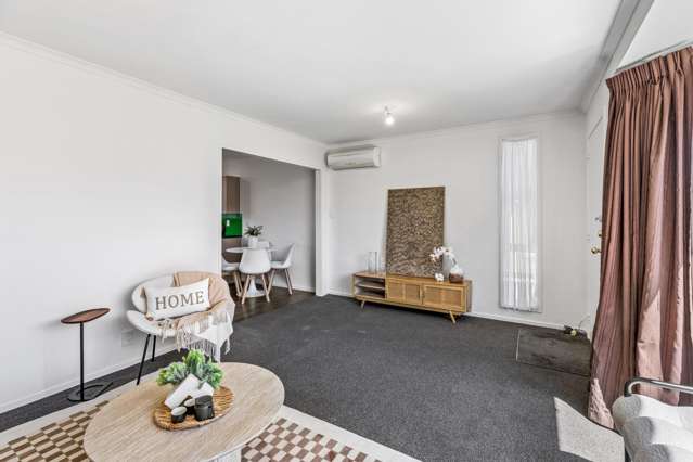 2/71 Trafalgar Street St Albans_4