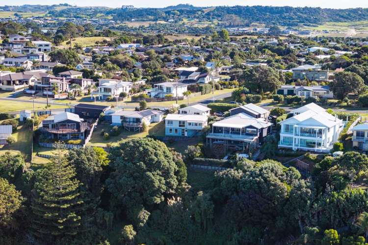 39 Cheviot Street Mangawhai Heads_30