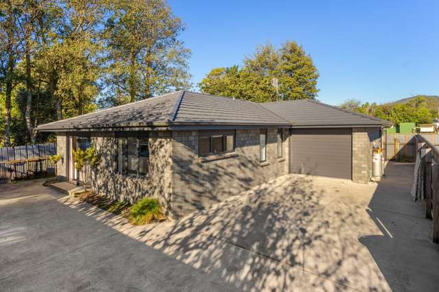 Welcome Home to Easy Living