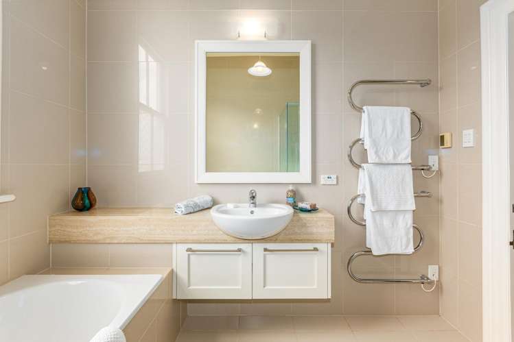 23 Hobson Crescent Thorndon_32