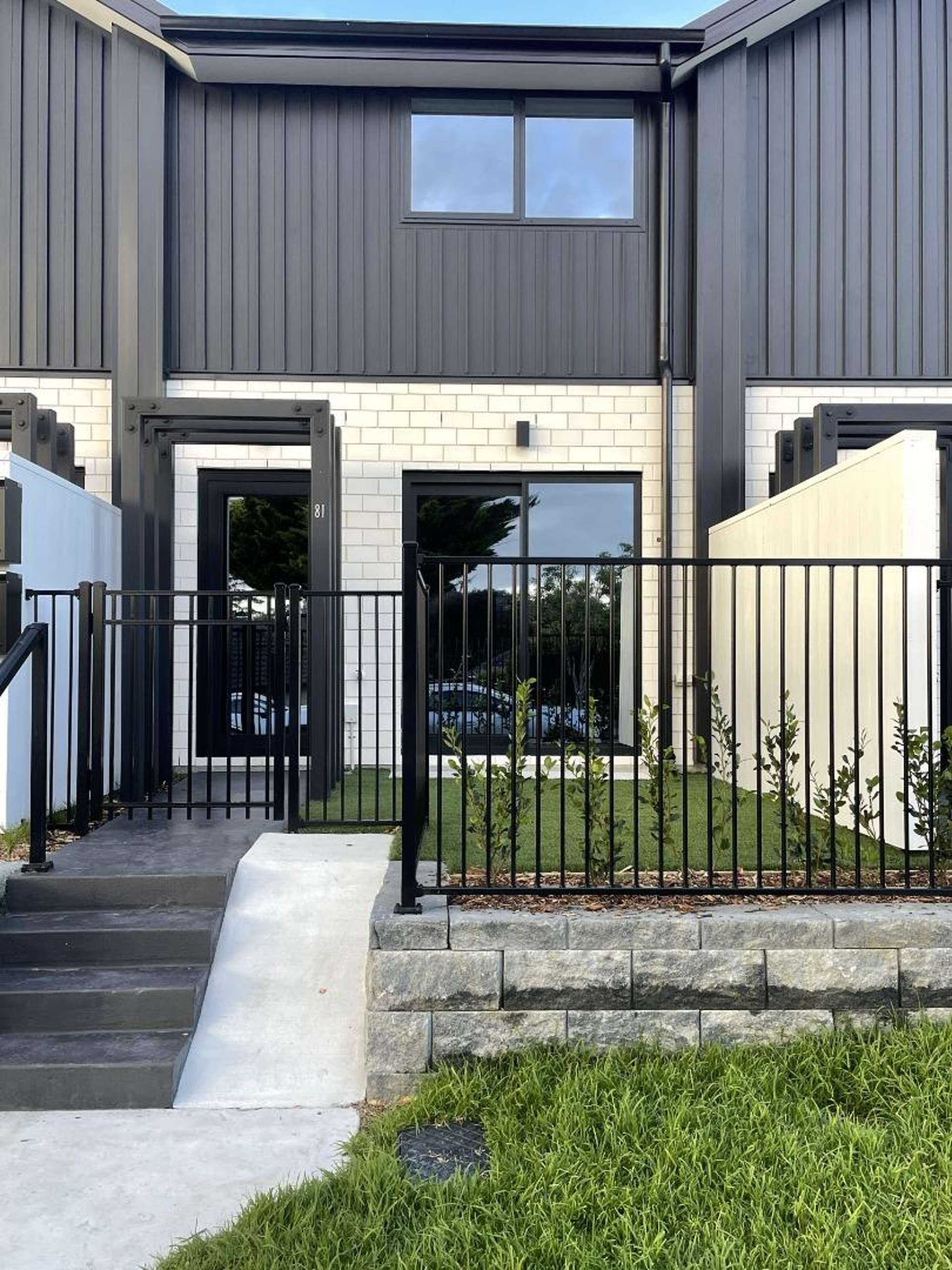 B/81 Kervil Avenue Te Atatu Peninsula_0