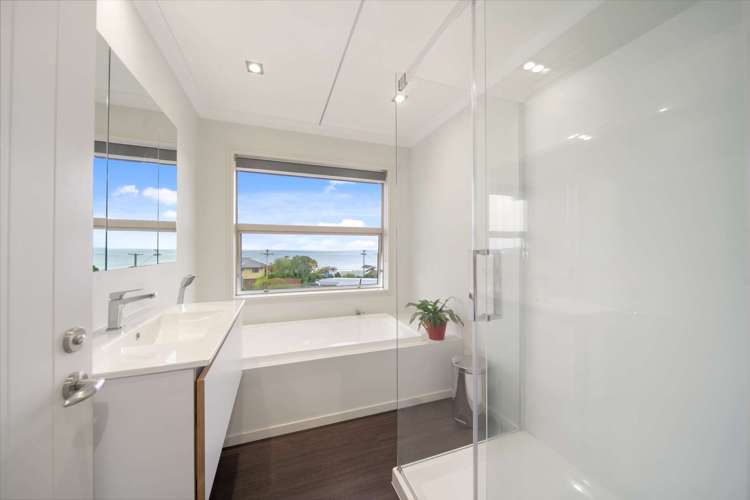 7 Totara Street Kaka Point_14