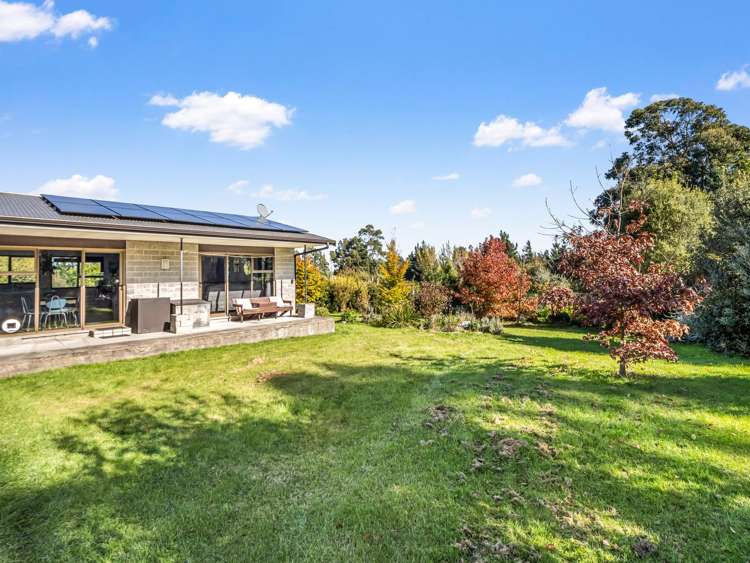 250 Woodside Road_1