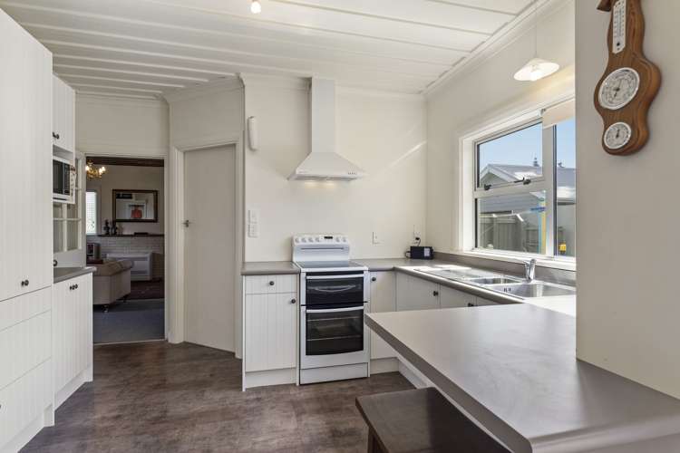 67 Moana Street Otaki Beach_10