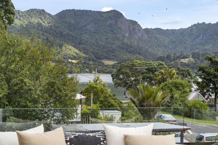 33 Foster Avenue Huia_14