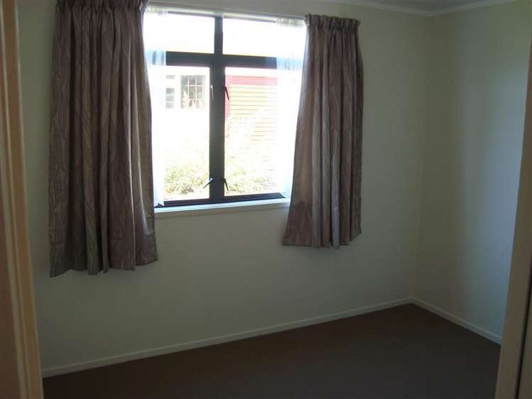 1 Gambare Place Wattle Downs_5