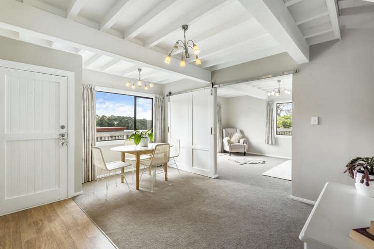 1/70 Ayton Drive Totara Vale_11
