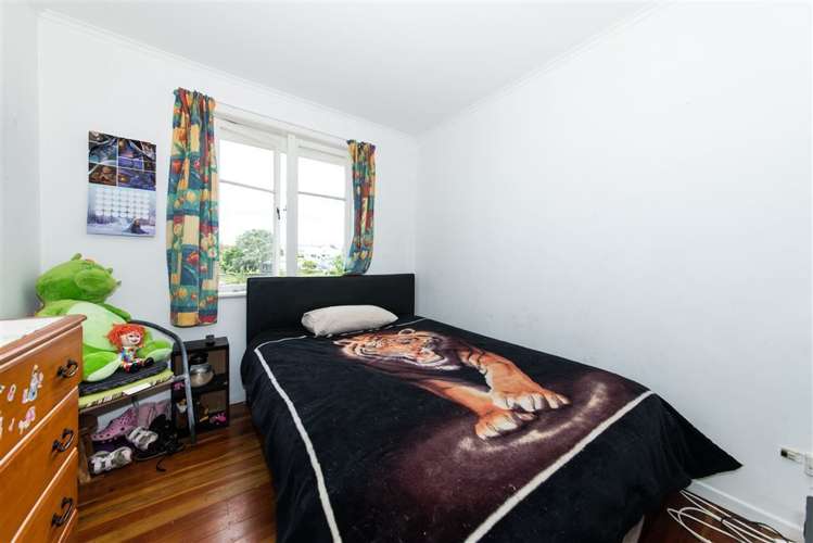 16 Kelkirk Street Kelston_9