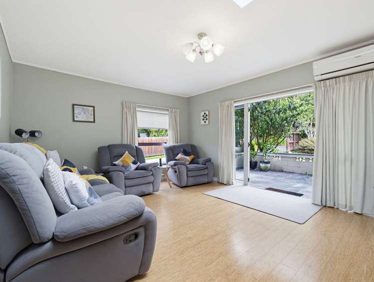 21 Sylvan Valley Avenue Titirangi_13