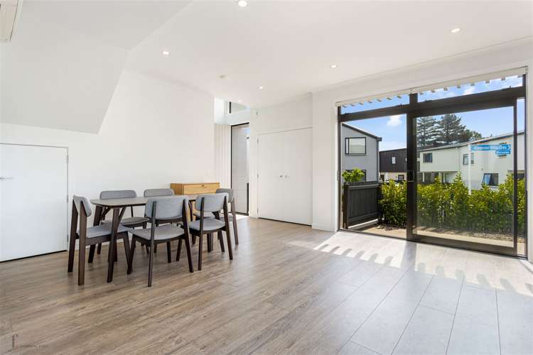 7 Frank Gill Road Hobsonville_6