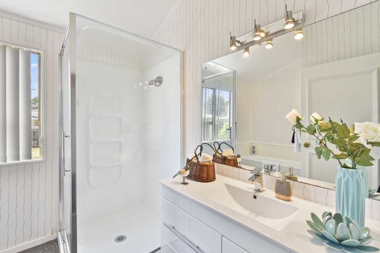 193 Carnoustie Drive Wattle Downs_16