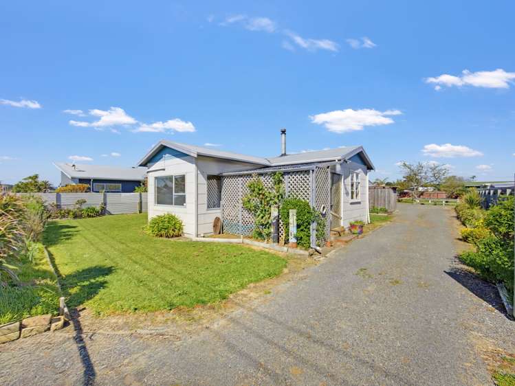 24 Linklater Ave Foxton Beach_0