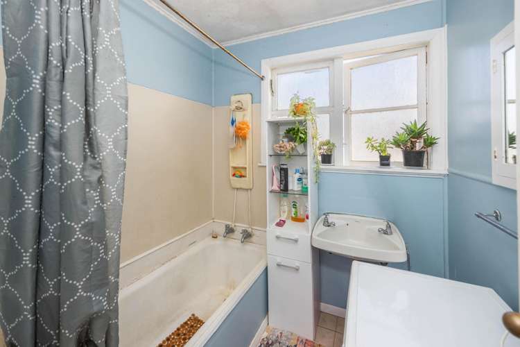 92 & 94 Peachgrove Road Hamilton East_34