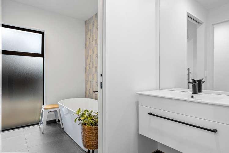 3 Ladybridge Drive Rolleston_14