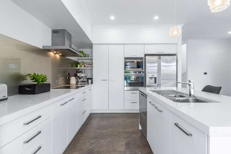 37 Wallace Road Hobsonville_5