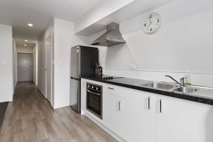 20/100 Knighton Road Hillcrest_4