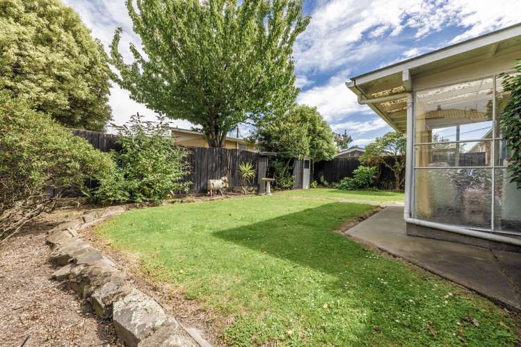 281 Avonhead Road Avonhead_12