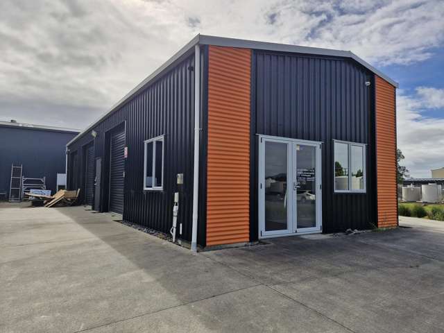 Lease - office with warehouse space