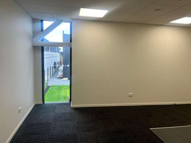 Unit C, 18 Earthmover Crescent Te Rapa_3