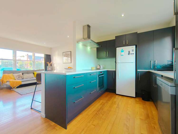 2/56A Killarney Street Takapuna_9