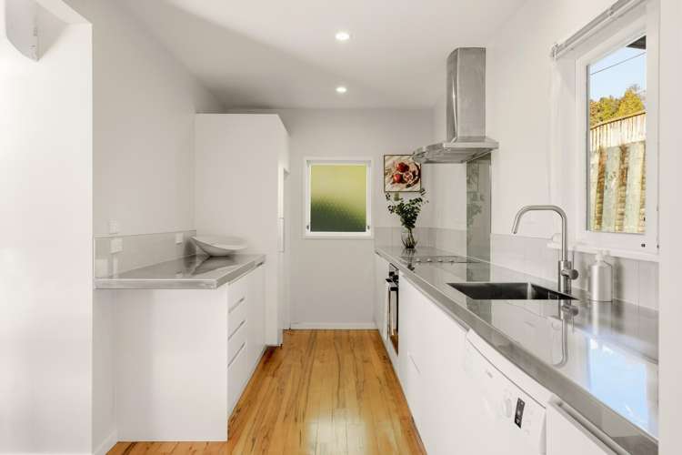 97 Churchill Road Judea_10