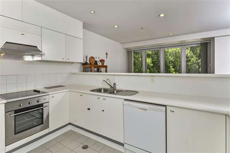 2f/205 Hobson Street Auckland Central_24