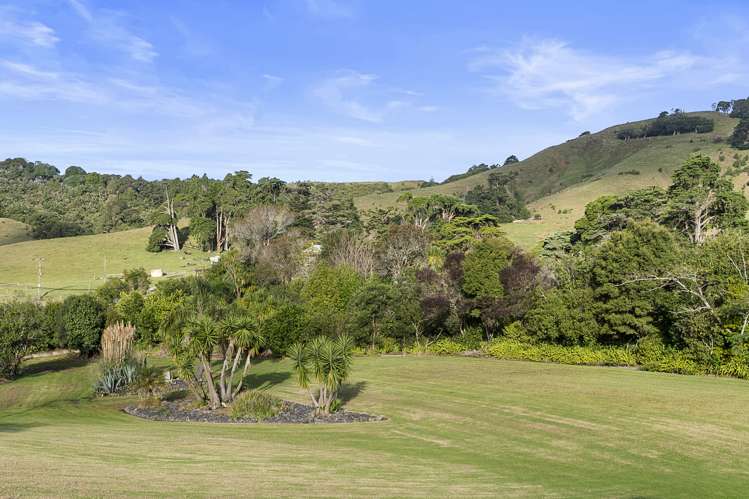 439 Weranui Road Puhoi_28