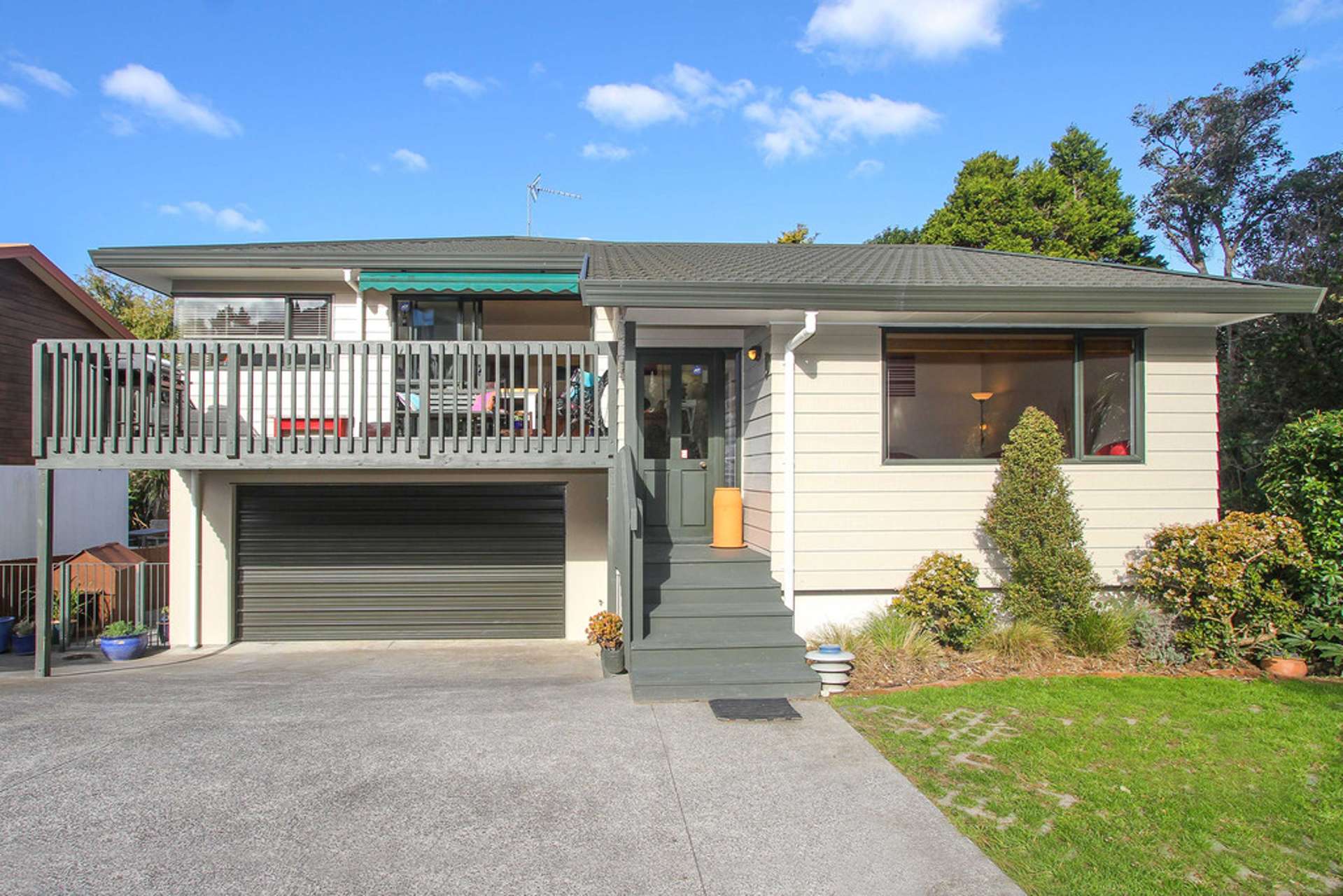 10d Elliston Crescent Stanmore Bay_0