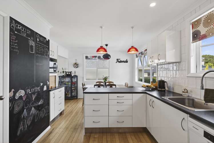 18 Cowling Road Hurdon_10